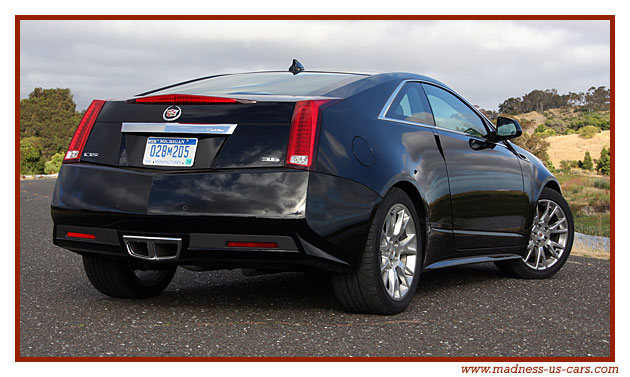 Cadillac CTS Coup 2011