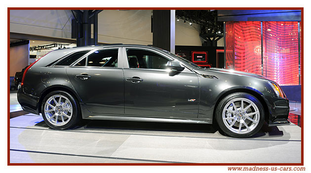 Cadillac CTS-V Sport Wagon 2011