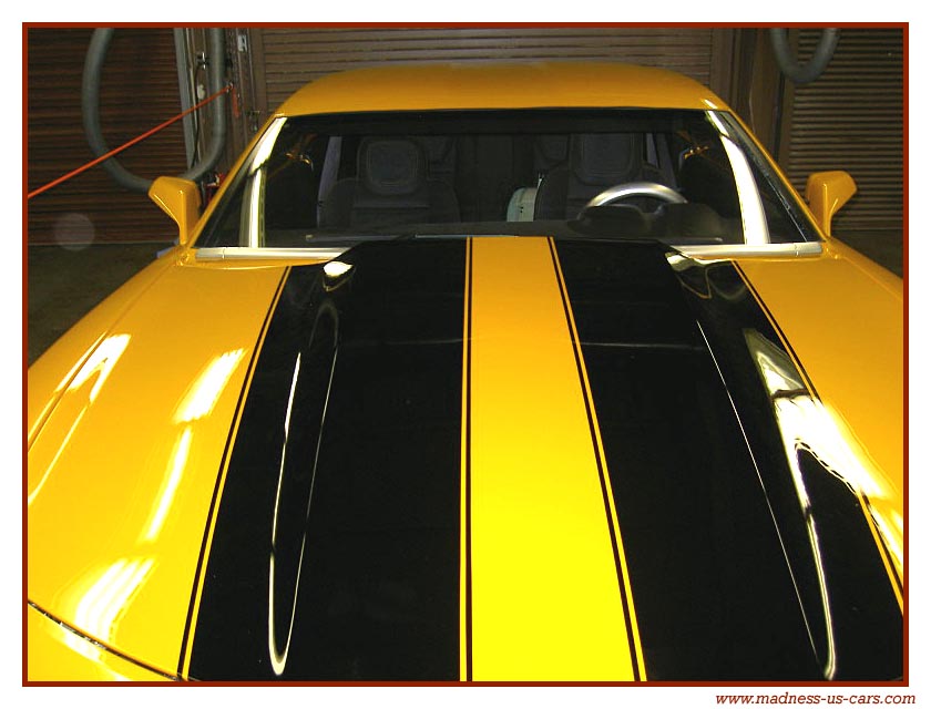 http://www.madness-us-cars.com/actualite-vehicules-americains/camaro-transformers-3.jpg