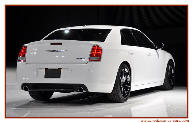 Chrysler 300 SRT-8 2012