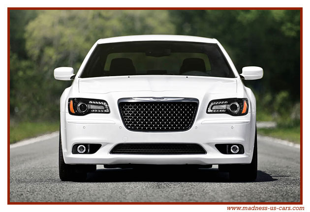 Chrysler 300 SRT-8 2012