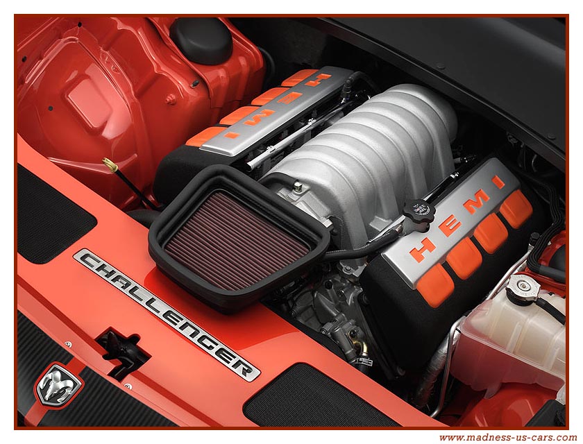 http://www.madness-us-cars.com/actualite-vehicules-americains/dodge-challenger-2008-12.jpg