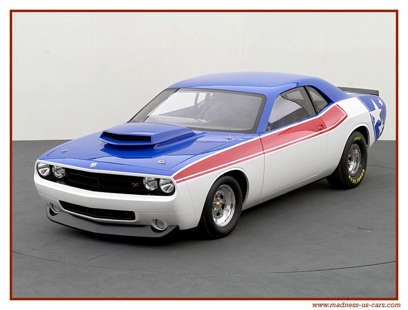 http://www.madness-us-cars.com/actualite-vehicules-americains/dodge-challenger-392-hemi-6.jpg