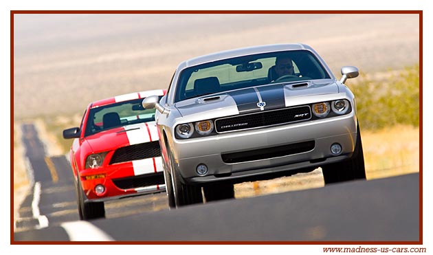 Dodge Challenger SRT-8 et Shelby GT500