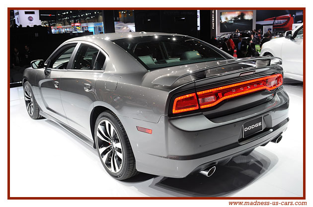 Dodge Charger SRT-8 2012