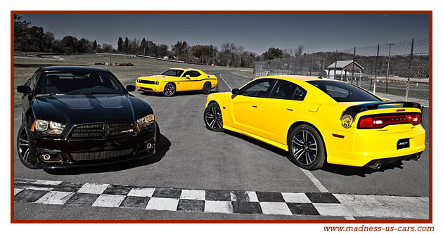 Dodge Charger SRT-8 Super Bee 2012