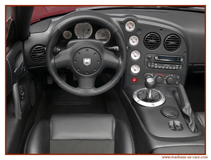 http://www.madness-us-cars.com/actualite-vehicules-americains/dodge-viper-srt10-2008-12.jpg