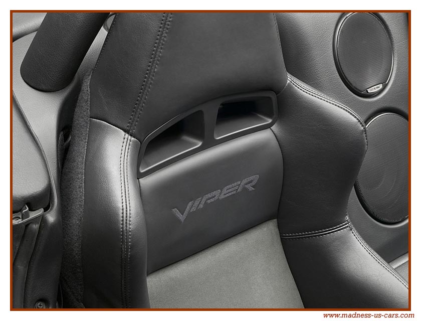 http://www.madness-us-cars.com/actualite-vehicules-americains/dodge-viper-srt10-2008-13.jpg