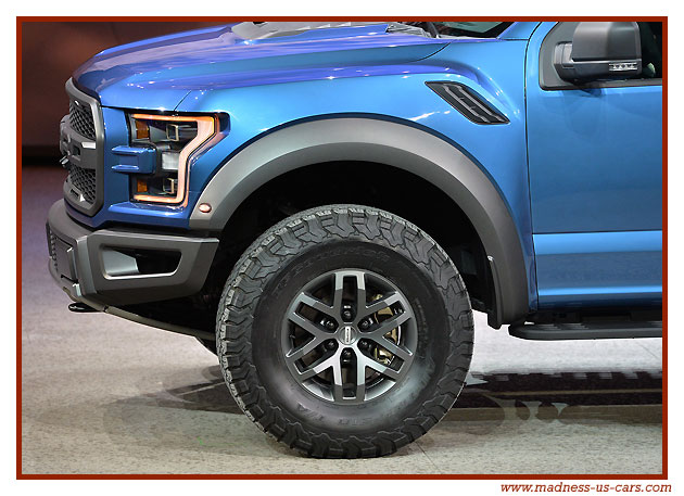 Ford F150 Raptor 2017