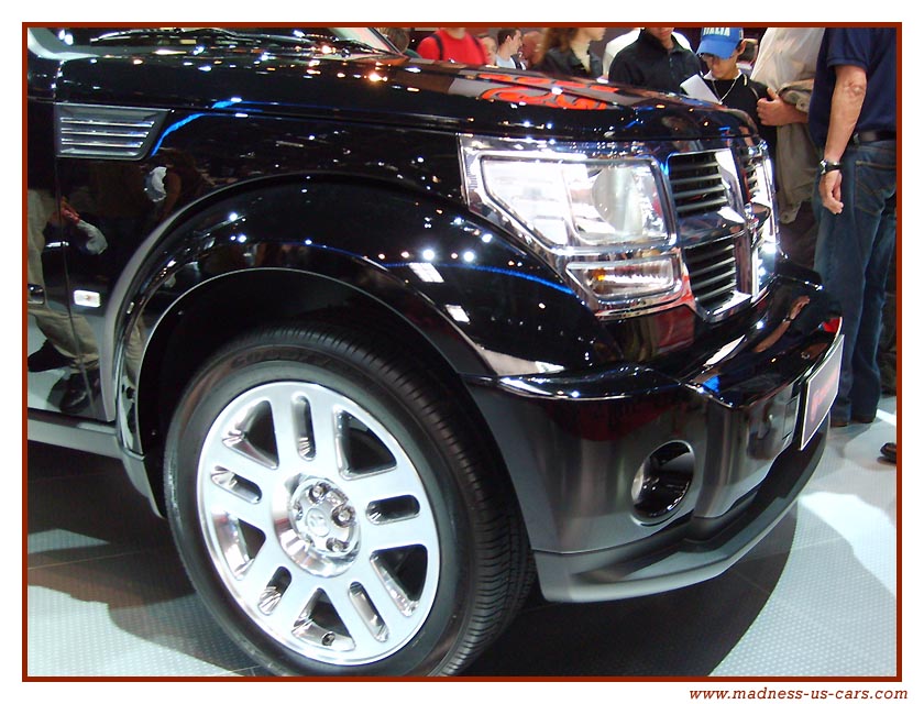 http://www.madness-us-cars.com/actualite-vehicules-americains/mondial-automobile-2006-13.jpg