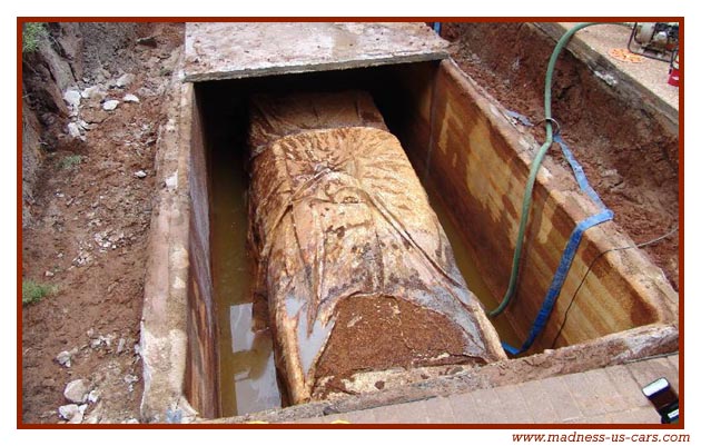La Plymouth Belvédère aprés 50 ans sous terre