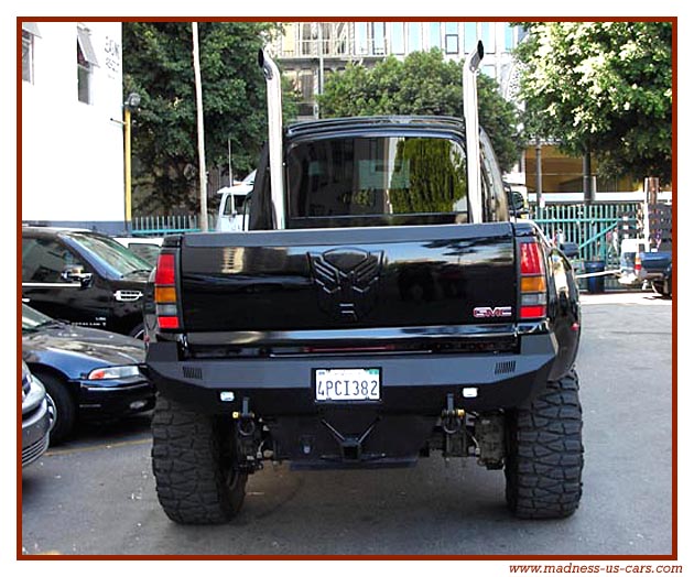 GMC Topkick Autobaut Ironhide dans le film Transformers