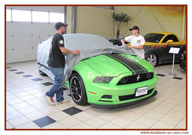 V8 Drink Madness US - Mustang Boss 302 2013