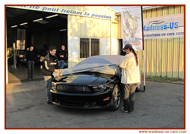 V8 Drink Madness US - Mustang GT/CS 2011