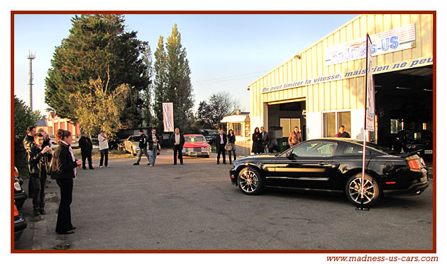 V8 Drink Madness US - Mustang GT/CS 2011