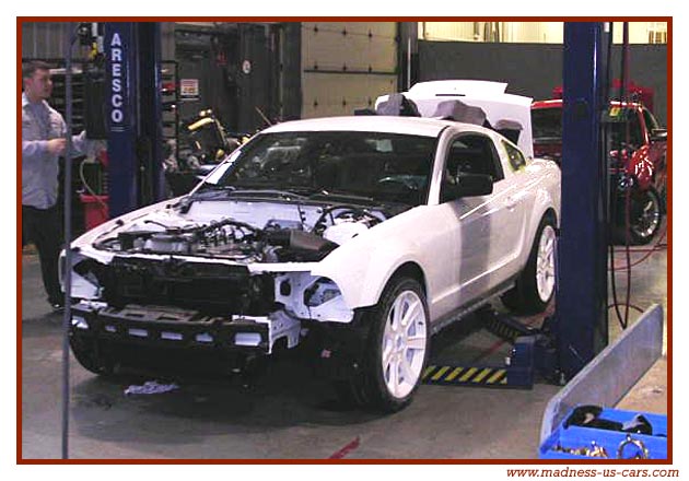 La Construction d'une Mustang Saleen S281 Supercharged