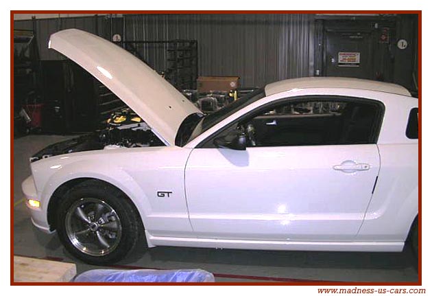 La Construction d'une Mustang Saleen S281 Supercharged