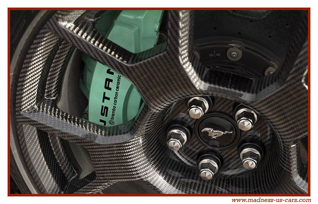 Ford Mustang Dark Horse SC 2026